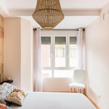 Desconecta Junto Al Mercado De Appartement Alicante