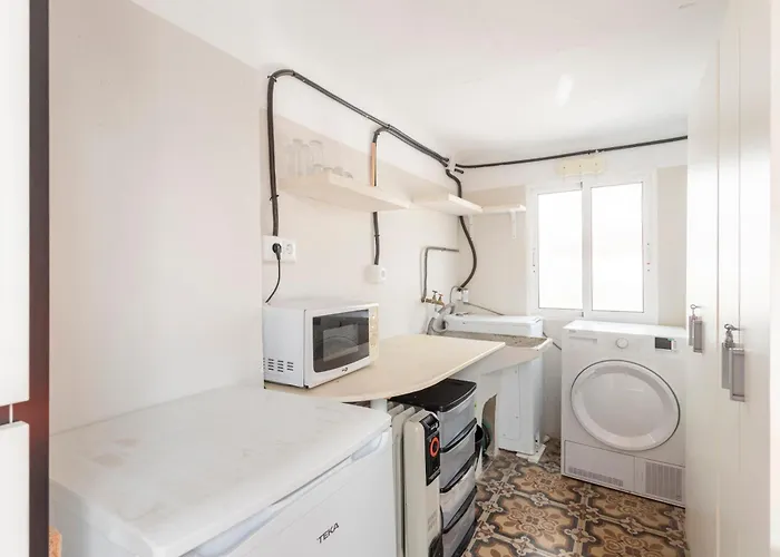 Desconecta Junto Al Mercado De * Alicante